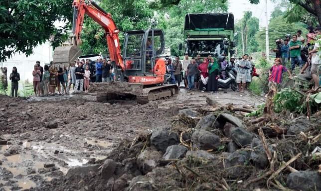 BMKG Peringatkan Cuaca Ekstrem di Sumbagsel Akibat Bibit Siklon Tropis 93S