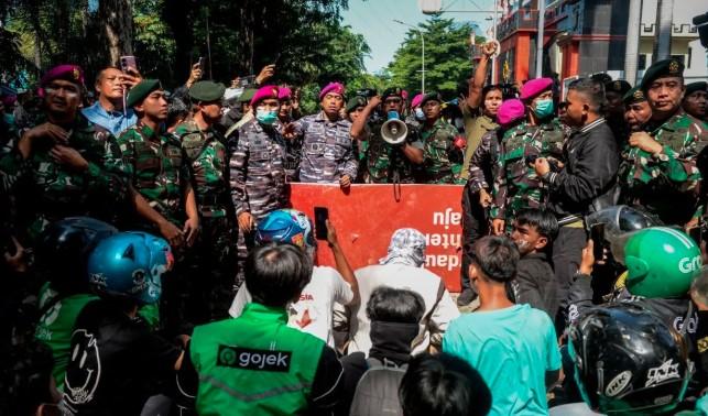 Kasus Ferry Irwandi Jadi Ujian Pendekatan Sosial TNI, Dialog Diutamakan daripada Jalur Hukum