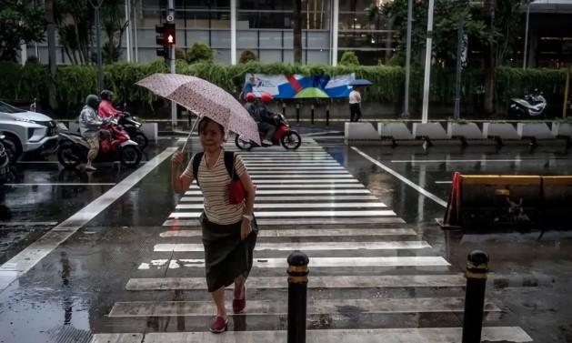 BMKG Prakirakan Hujan Guyur Jakarta Jumat Sore, Waspadai Intensitas Sedang di Wilayah Barat dan Selatan