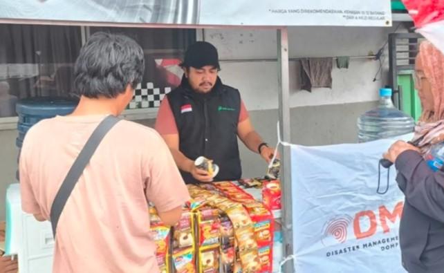 Dompet Dhuafa Dirikan Pos Hangat dan Salurkan Ribuan Makanan untuk Korban Banjir di Denpasar