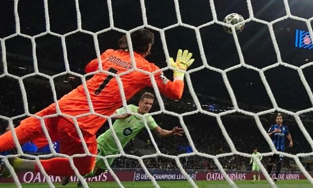 Meski Takluk 3-4 dari Juventus, Chivu Puji Semangat Juang Inter Milan di Laga Dramatis