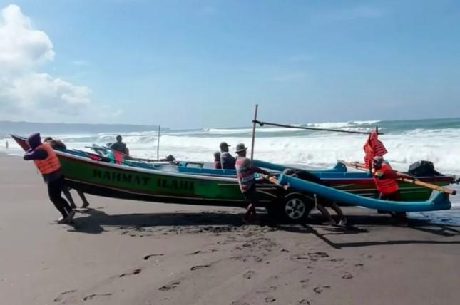Gerakan Cinta Laut di Pantai Depok, Bantul, Ajak Masyarakat Jaga Kelestarian Laut dan Satwa Bahari