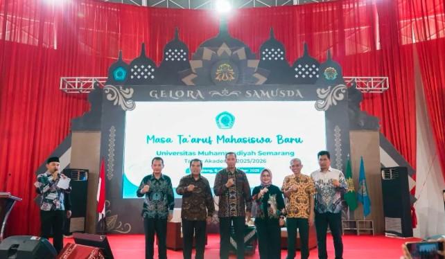 Wamendiktisaintek Ajak Mahasiswa Jadi Agen Perubahan Menuju Indonesia Emas 2045