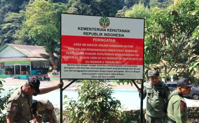 Gubernur Sumbar Imbau Warga Bongkar Bangunan Ilegal di Kawasan TWA Megamendung Demi Keselamatan dan Kelestarian
