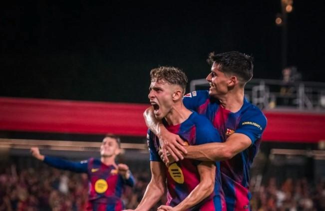 Barcelona Hancurkan Valencia 6-0, Fermin Lopez, Raphinha, dan Lewandowski Cetak Brace di Estadio Johan Cruyff
