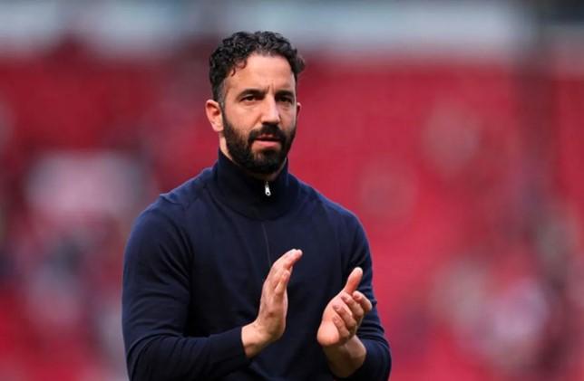 Ruben Amorim Tegaskan Tak Akan Ubah Filosofi Bermain Meski Manchester United Kembali Kalah