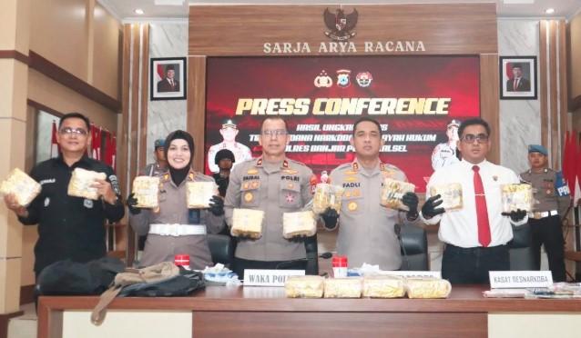 Polres Banjar Gagalkan Penyelundupan 19 Kg Sabu Senilai Rp34,2 Miliar, Kurir Ditangkap di Kecamatan Gambut