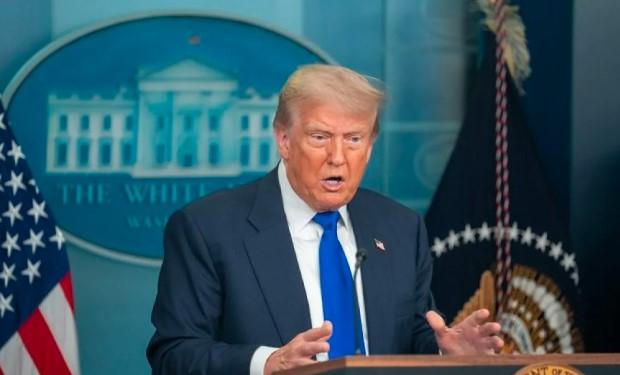 Trump Klarifikasi Sikap Soal Investasi Asing Usai Penggerebekan Pekerja Hyundai: “Kami Ingin Belajar dari Mereka”