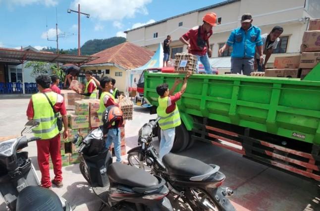 PLN UIW NTT Salurkan Bantuan Kemanusiaan untuk Korban Banjir Bandang di Nagekeo, Distribusi Dilakukan Bersama TNI dan BPBD