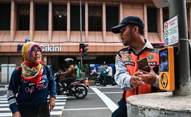 Rekrutmen Damkar hingga Kasus Campak: Sejumlah Peristiwa Penting Jakarta pada Senin