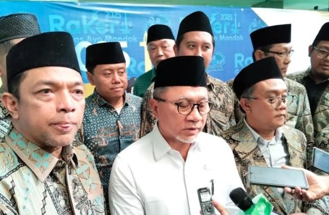 Zulhas Dorong Pembentukan Koperasi Desa di Pesantren untuk Wujudkan Kemandirian Ekonomi Umat