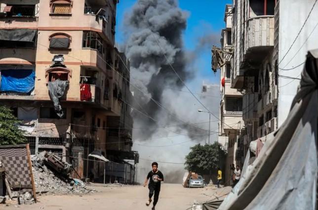 PBB: Hampir 48.000 Warga Palestina Mengungsi dalam Dua Hari Terakhir Akibat Serangan Darat Israel di Gaza City
