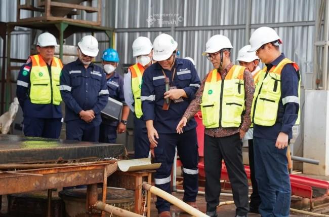 Kunjungi PT Timah, Mendiktisaintek Dukung Hilirisasi Logam Tanah Jarang sebagai Aset Strategis Nasional