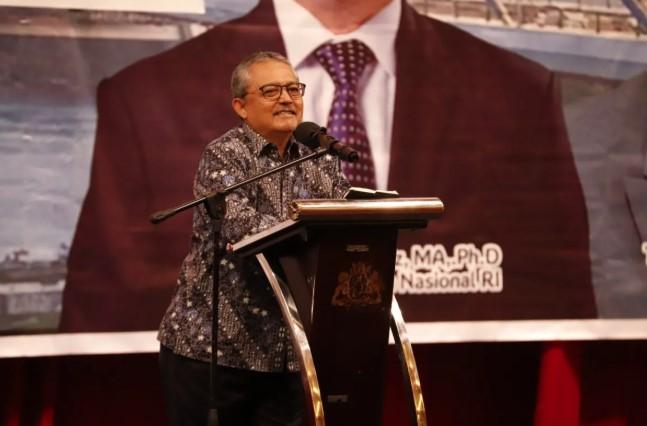 Kepala Perpusnas Tekankan Redefinisi Peran Pustakawan di Era AI: Bukan Lagi Penjaga Rak Buku