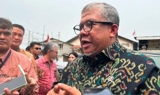 Wamen Fahri Hamzah Nyatakan Siap Patuhi Putusan MK Soal Larangan Rangkap Jabatan