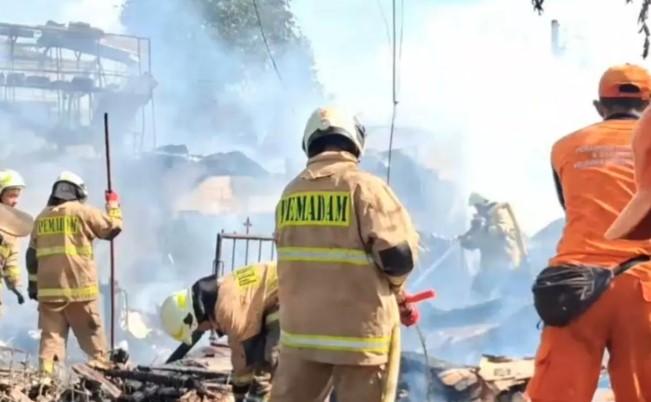 Kebakaran di Cakung Dipicu Pertengkaran Rumah Tangga, Kerugian Capai Rp15 Juta