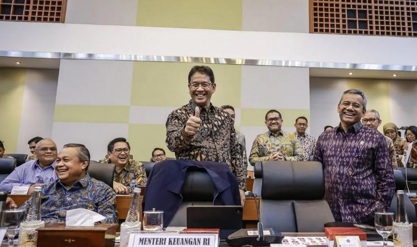 Wamenkeu Pastikan Strategi Pajak 2026 Tak Bebani Rakyat, Coretax Jadi Andalan