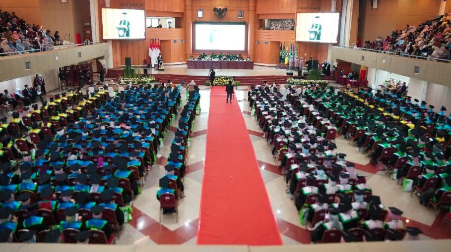 Kemenag Dorong Kurikulum Berbasis Cinta, IIQ Jakarta Tegaskan Peran Perempuan dalam Menjaga Bumi