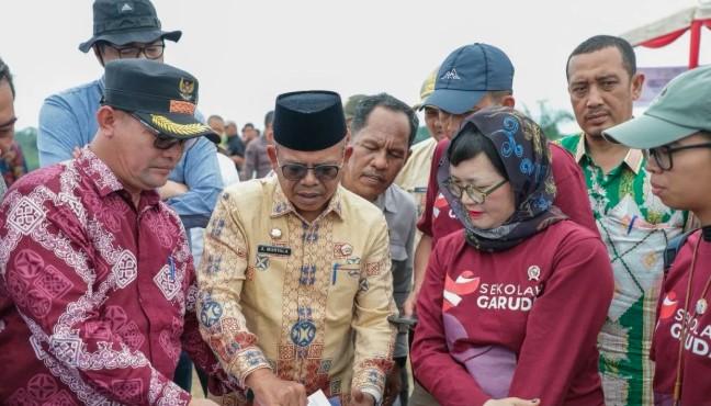Wamendiktisaintek: Guru Adalah Kunci Sukses Sekolah Garuda, Bukan Gedung Megah