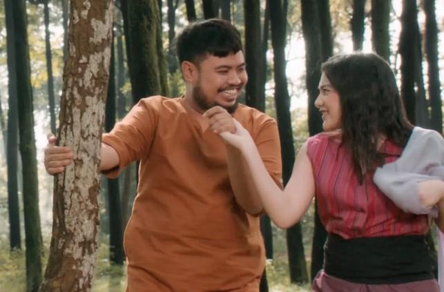 Davina Karamoy Ungkap Tantangan Main Film Horor Komedi Kang Solah From Kang Mak x Nenek Gayung