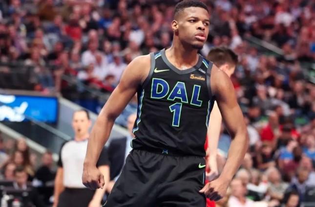 Dennis Smith Jr. Kembali ke Dallas Mavericks dengan Kontrak Satu Tahun, Siap Reuni dengan Tim yang Membesarkan Namanya