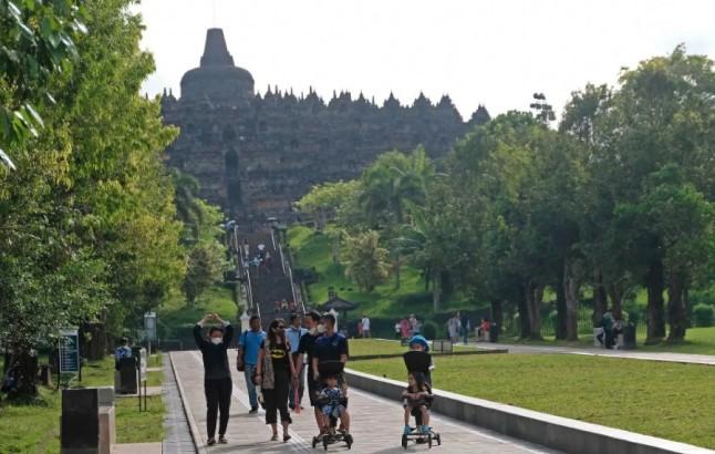Kebakaran di Hotel Manohara Borobudur Berhasil Dipadamkan, Tidak Ada Korban Jiwa dan Operasional Tetap Normal