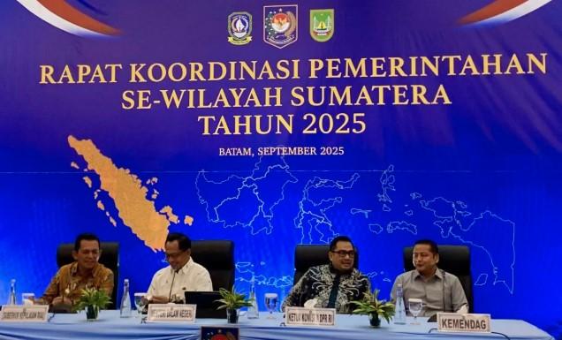 Tito Apresiasi Realisasi Pendapatan Kepri Capai 67 Persen, Dorong Optimalisasi Anggaran dan Dukungan Swasta