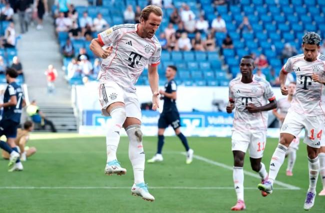 Harry Kane Cetak Hattrick, Bayern Muenchen Bungkam Hoffenheim 4-1 dan Kukuh di Puncak Klasemen