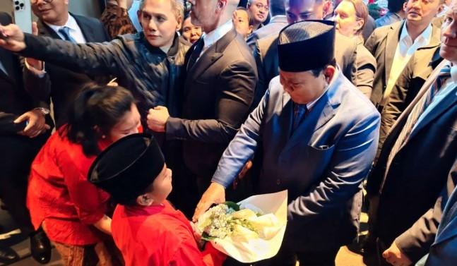 Presiden Prabowo Disambut Meriah Diaspora Indonesia Setibanya di New York untuk Hadiri Sidang Umum PBB