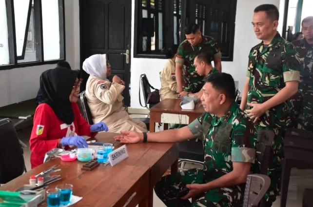 Kodam XXIII/Palaka Wira Gelar Bakti Sosial Kesehatan di Sulteng dan Sulbar untuk Peringati HUT ke-80 TNI