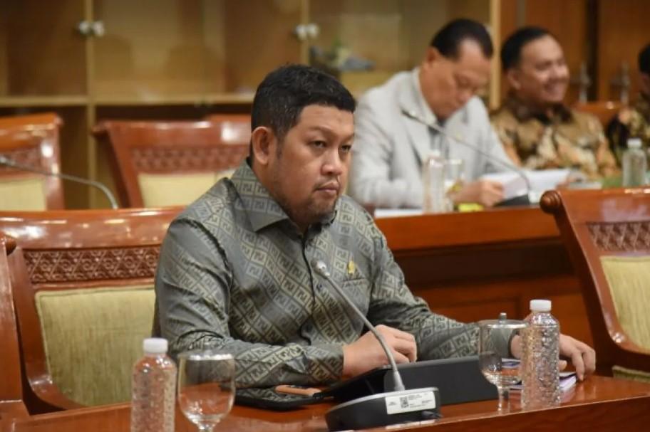 DPR Tegaskan Hanya Berwenang Awasi Transfer Data Pribadi ke Luar Negeri