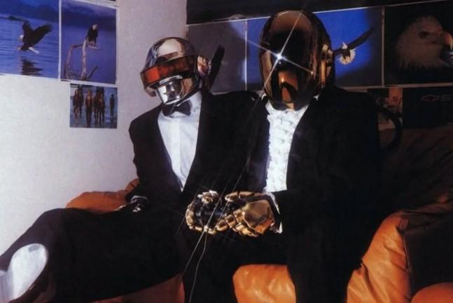 Daft Punk Hadir di Fortnite: Pengalaman Musik Virtual Rayakan Warisan Duo Elektronik Legendaris