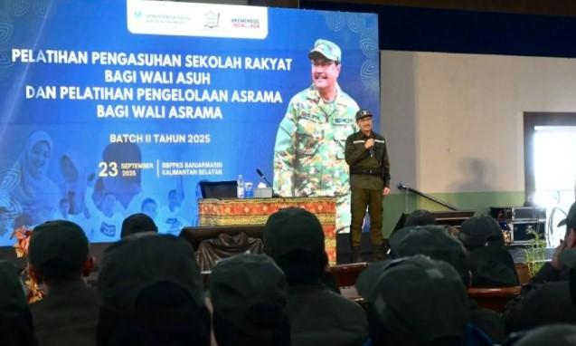 Mensos Saifullah Yusuf Beri Pembekalan ke 655 Wali Asuh Sekolah Rakyat di Enam Provinsi
