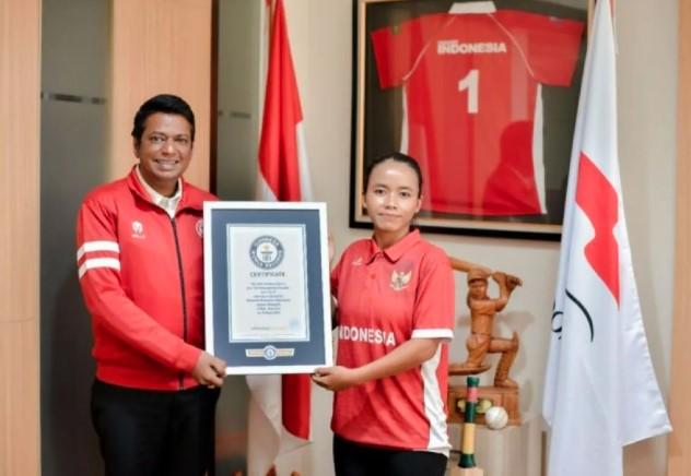 Atlet Cricket Indonesia Rohmalia Cetak Rekor Dunia, Diakui Resmi oleh Guinness World Records