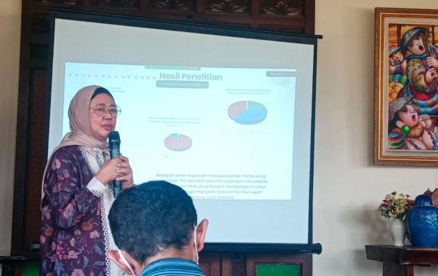 Survei TCSC IAKMI: Mayoritas Publik Dukung Kemasan Rokok Polos, Termasuk dari Kalangan Perokok