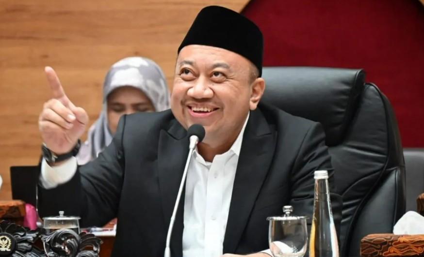 DPR Desak Pemerintah Evaluasi Total Program Makan Bergizi Gratis Usai Kasus Keracunan Ribuan Siswa