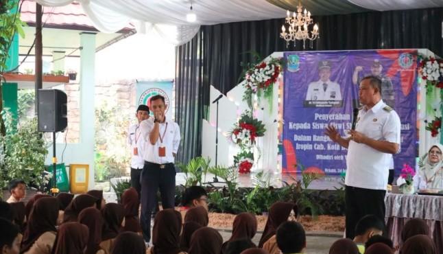 Wali Kota Bekasi Instruksikan Sekolah Lebih Adaptif, Kegiatan Olahraga Tak Boleh Membebani Siswa