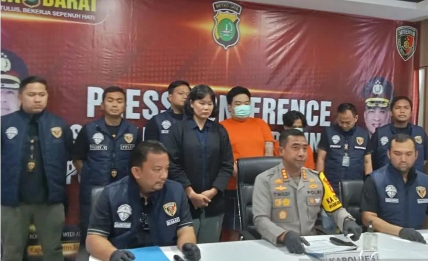 Polisi Tangkap Dua Pemuda Pengelola Situs Judi Online di Kalideres
