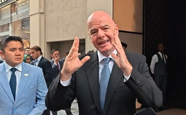 Infantino Tegaskan Rangkap Jabatan Erick Thohir sebagai Menpora dan Ketua Umum PSSI Bukan Masalah