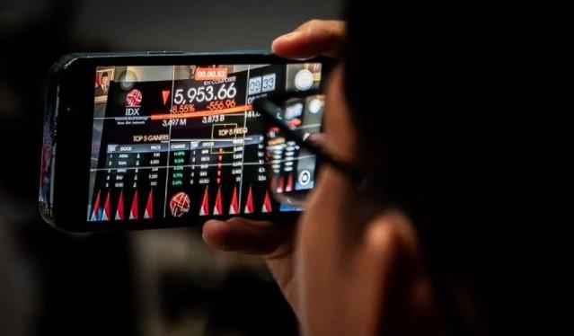 IHSG Menguat Tipis Didukung Proyeksi Ekonomi, Pasar Global Bergerak Variatif
