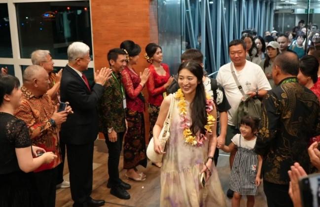 Dua Maskapai Asal China dan Korea Selatan Resmi Buka Penerbangan Langsung ke Bali, Akses Wisatawan Semakin Mudah