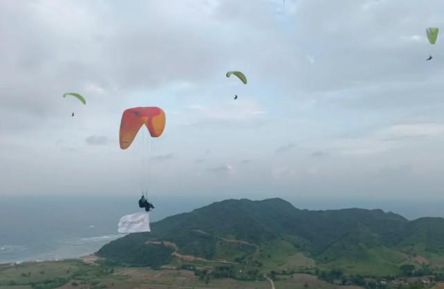 80 Atlet Dunia Siap Terbang di Langit Lombok: Skylancing X’Cross Country Championship 2025 Hadirkan Adu Paralayang Internasio