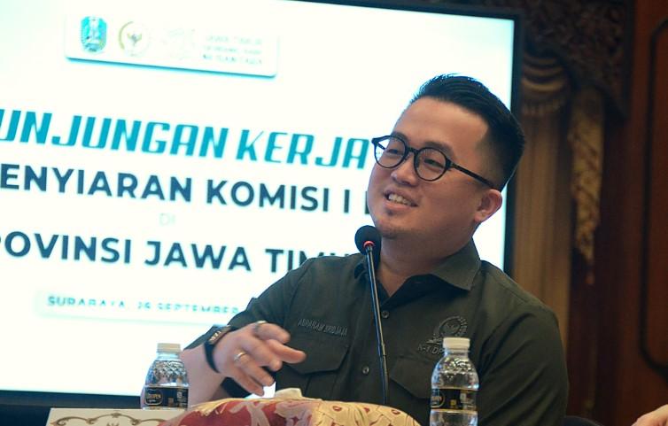 Abraham Sridjaja Tegaskan Pentingnya Izin Resmi dalam Penyiaran Digital dan Konvensional