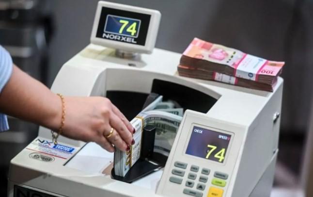 Rupiah Menguat 93 Poin ke Rp16.645 per Dolar AS pada Awal Perdagangan Senin