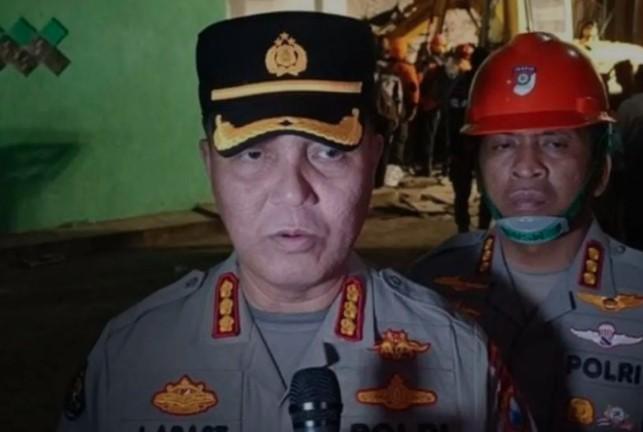 Polda Jatim Kerahkan Tim DVI untuk Identifikasi Korban Runtuhnya Mushala Ponpes Al Khoziny Sidoarjo