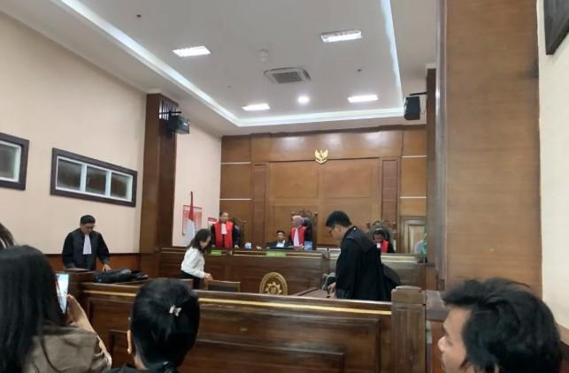 Jaksa Tolak Pembelaan Ivone Setia Anggara dalam Kasus Tabrak Lari Lansia, Tuntut 1,5 Tahun Penjara