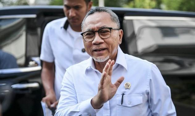 Zulhas Minta Masalah Diselesaikan di Level Kementerian: 1.000 Koperasi Desa Siap Beroperasi Pekan Depan