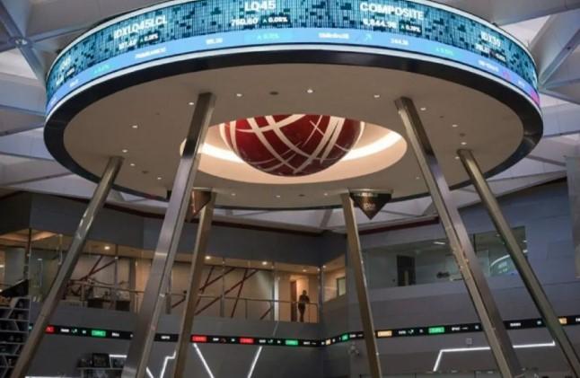 IHSG Dibuka Menguat ke 8.069,94 pada 1 Oktober, LQ45 Justru Terkoreksi