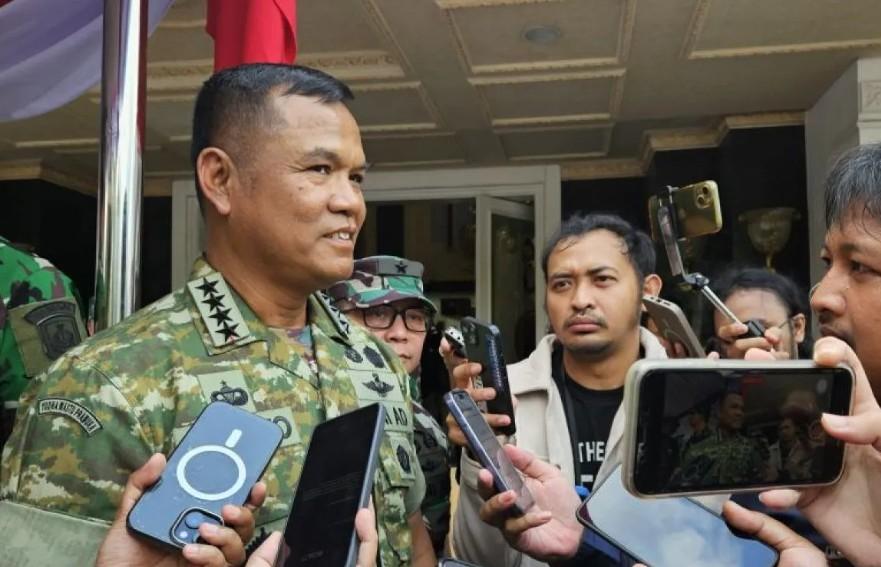 TNI Resmi Luncurkan Seragam PDL Baru pada HUT Ke-80 di Monas