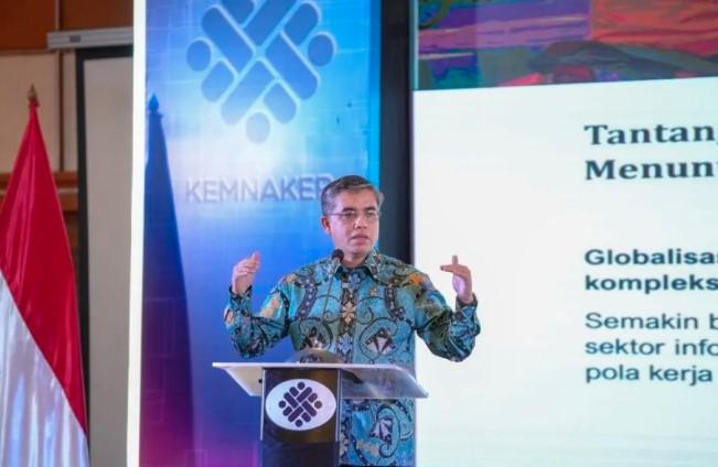 Menaker Yassierli Tegaskan Transformasi Pengawasan Ketenagakerjaan dan K3 sebagai Garda Terdepan Perlindungan Pekerja